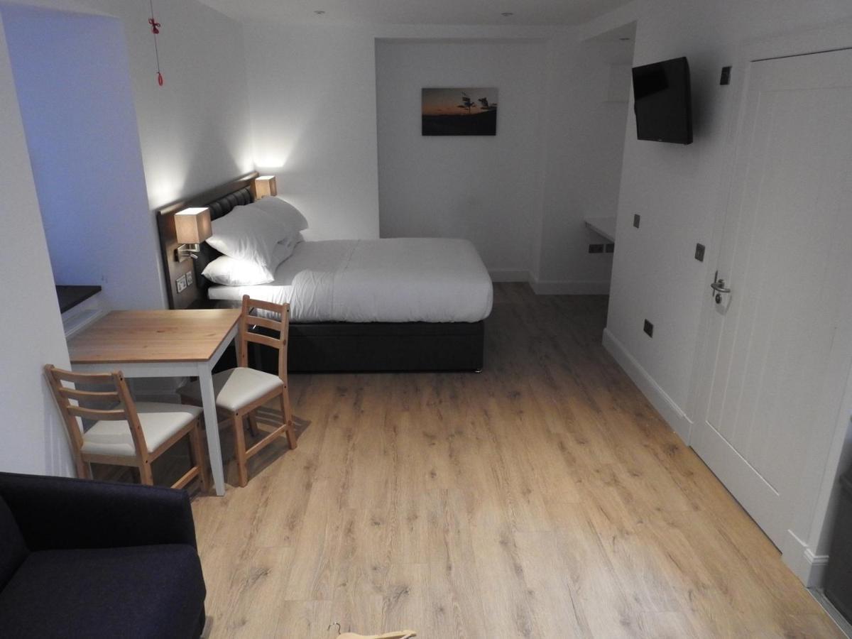 House Of Juniper - Luxury Accessible Apartment Broadford  Exterior foto